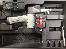 將圖片載入圖庫檢視器 3M 氣動式研磨工具─不織布研磨環帶 28367, 0.6 HP